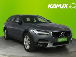 Käytetty 2017 Volvo V90 CC Momentum Farmari | 34 600 € (Perustarjous)