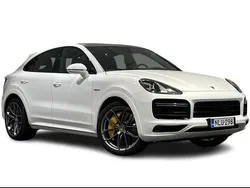 Valkoinen Käytetty 2020 Porsche Cayenne Turbo S Katumaasturi | 109 800 €