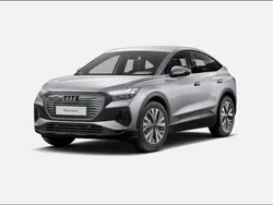 Harmaa Uusi 2025 Audi Q4 Sportback e-tron Comfort Katumaasturi | 61 180 € (Perustarjous)
