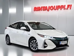 Valkoinen Käytetty 2018 Toyota Prius Viistoperä | 18 620 € (Perustarjous)