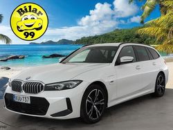 Käytetty 2023 BMW 330e Comfort Edition Farmari | 37 900 € (Kallis)