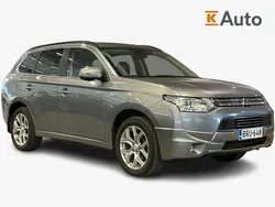 Käytetty 2015 Mitsubishi Outlander P-HEV Instyle Farmari | 11 890 € (Hyvä tarjous)