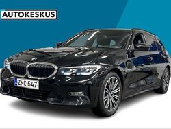Musta Käytetty 2020 BMW 320 Sport Line Farmari | 25 990 € (Hieman kallis)