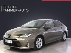 Ruskea (beige) Käytetty 2019 Toyota Corolla Style Sedan | 22 980 € (Hyvä tarjous)