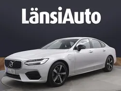 Käytetty 2020 Volvo S90 R-Design Sedan | 34 250 € (Perustarjous)