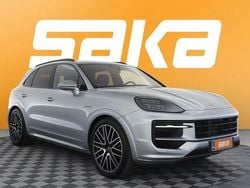 Käytetty 2024 Porsche Cayenne S E-Hybrid Katumaasturi | 134 900 €