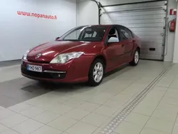 Punainen Käytetty 2009 Renault Laguna III Authentique Viistoperä | 2 999 €