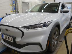 Käytetty 2021 Ford Mustang Mach-E Katumaasturi | 27 480 € (Perustarjous)