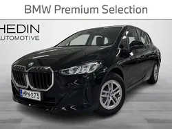 Musta Käytetty 2024 BMW 225 Active Tourer Tila-auto | 37 900 € (Hieman kallis)