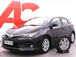 Musta Käytetty 2016 Toyota Auris Multidrive S Viistoperä | 15 990 € (Perustarjous)