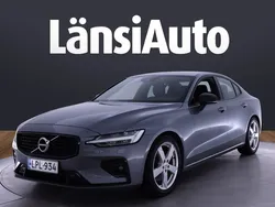 Harmaa Käytetty 2021 Volvo S60 Business Edition Sedan | 26 999 € (Supertarjous)