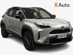 Käytetty 2023 Toyota Yaris Cross Lounge Katumaasturi | 30 980 € (Perustarjous)