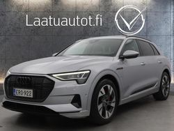 Käytetty 2019 Audi e-tron Advanced Plus Katumaasturi | 29 800 € (Hieman kallis)