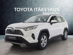 Valkoinen Käytetty 2024 Toyota RAV4 Edition Katumaasturi | 38 990 € (Hyvä tarjous)