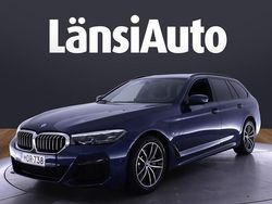 Sininen Käytetty 2023 BMW 530e M Sport Farmari | 39 790 € (Perustarjous)