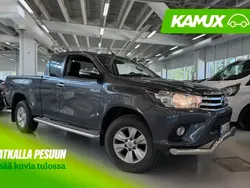 Hopea / harmaa Käytetty 2016 Toyota HiLux Active Nouto | 32 990 € (Supertarjous)