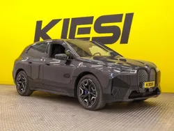 Harmaa Käytetty 2022 BMW iX Comfort Edition Katumaasturi | 84 590 € (Perustarjous)