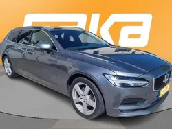 Käytetty 2017 Volvo V90 Momentum Farmari | 24 800 € (Hieman kallis)