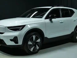 Valkoinen Käytetty 2024 Volvo EX40 Plus Katumaasturi | 48 800 € (Hyvä tarjous)