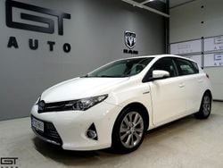 Käytetty 2014 Toyota Auris Hybrid Lounge Viistoperä | 14 490 € (Hyvä tarjous)