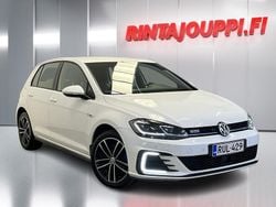 Käytetty 2020 VW Golf VII GTE Viistoperä | 17 480 € (Perustarjous)