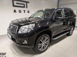Käytetty 2013 Toyota Land Cruiser Executive Katumaasturi | 48 900 € (Hieman kallis)