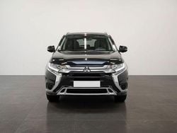 Musta Käytetty 2020 Mitsubishi Outlander P-HEV Invite Katumaasturi | 23 990 € (Hieman kallis)