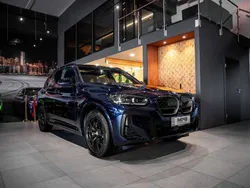 Sininen Käytetty 2023 BMW iX3 M Sport Katumaasturi | 45 790 € (Perustarjous)