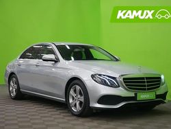 Hopea / harmaa Käytetty 2016 Mercedes E200 Business Sedan | 14 600 € (Hieman kallis)