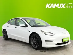 Valkoinen Käytetty 2021 Tesla Model 3 Sedan | 29 900 € (Perustarjous)
