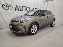 Met. ruskea (beige) Käytetty 2022 Toyota C-HR Edition Katumaasturi | 27 900 € (Hieman kallis)