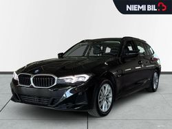 Käytetty 2023 BMW 330e Farmari | 33 890 € (Perustarjous)