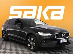 Käytetty 2022 Volvo V60 CC Business Edition Farmari | 34 900 € (Perustarjous)