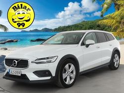 Käytetty 2021 Volvo V60 CC Business Edition Farmari | 27 490 € (Hieman kallis)