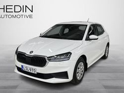 Valkoinen Käytetty 2023 Skoda Fabia Ambition Viistoperä | 15 490 € (Perustarjous)