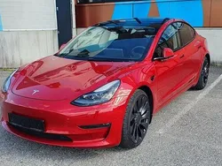 Käytetty 2021 Tesla Model 3 Performance Sedan | 31 990 € (Perustarjous)