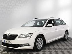 Valkoinen Käytetty 2016 Skoda Superb Active Farmari | 11 900 € (Perustarjous)