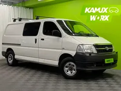 Valkoinen Käytetty 2012 Toyota HiAce Tila-auto | 16 900 € (Hyvä tarjous)