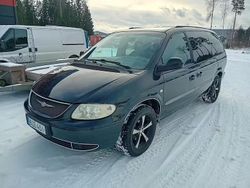 Harmaa Käytetty 2001 Chrysler Grand Voyager Tila-auto | 5 950 €