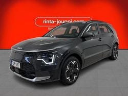 Harmaa Käytetty 2023 Kia e-Niro Inspiration Katumaasturi | 31 850 € (Kallis)