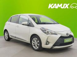 Valkoinen Käytetty 2019 Toyota Yaris Multidrive S Sedan | 14 480 € (Perustarjous)