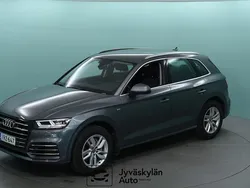 Harmaa Käytetty 2020 Audi Q5 Advanced Katumaasturi | 33 490 € (Hyvä tarjous)