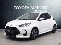 Valkoinen Käytetty 2025 Toyota Yaris Style Viistoperä | 27 890 € (Kallis)