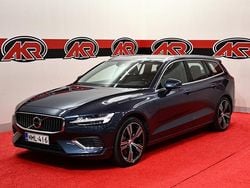 Sininen Käytetty 2022 Volvo V60 Inscription Farmari | 33 600 € (Perustarjous)