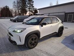 Valkoinen Käytetty 2022 Toyota Yaris Cross Katumaasturi | 24 900 € (Hyvä tarjous)