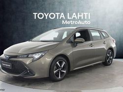 Ruskea (beige) Käytetty 2025 Toyota Corolla Active Farmari | 29 900 € (Perustarjous)