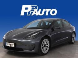 Harmaa Käytetty 2022 Tesla Model 3 Sedan | 33 760 € (Hieman kallis)