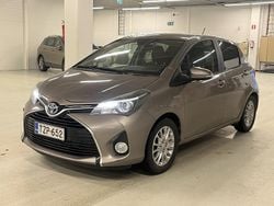Käytetty 2015 Toyota Yaris Hybrid Style Viistoperä | 11 990 € (Perustarjous)