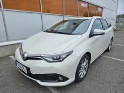 Käytetty 2018 Toyota Auris Touring Sports Multidrive S Farmari | 15 400 € (Perustarjous)