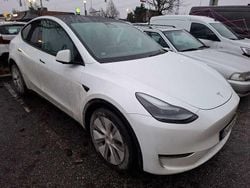 Valkoinen Käytetty 2022 Tesla Model Y Katumaasturi | 32 900 € (Perustarjous)